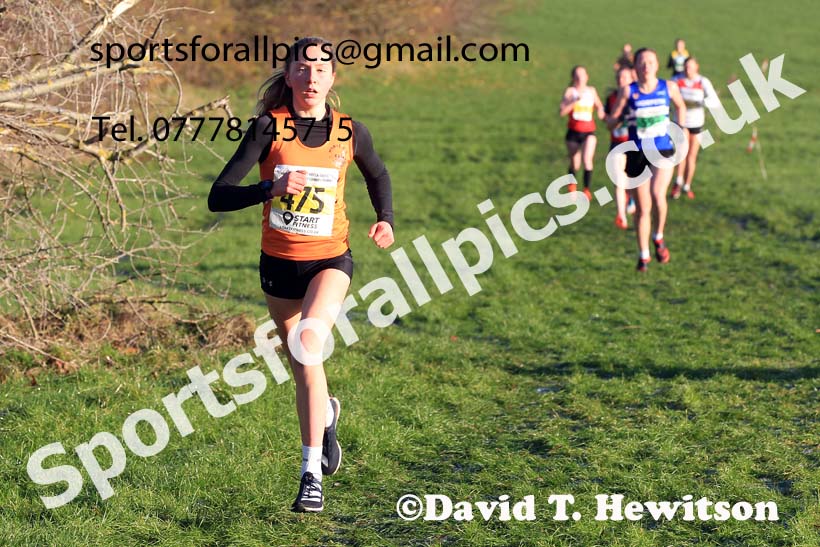 Womens under-17s and under-20s, 2022 North Eastern Cross Country Champs., Temple Park, South Shields.  Photo: David T. Hewitson/Sports for All Pics